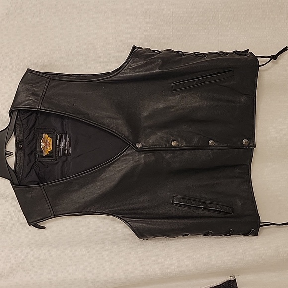 Harley-Davidson Other - Men's Harley-davidson leather vest. Size XL